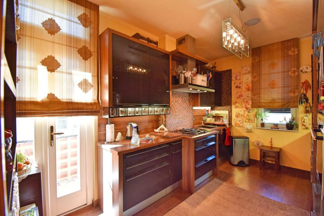 Apartment President Загреб Экстерьер фото